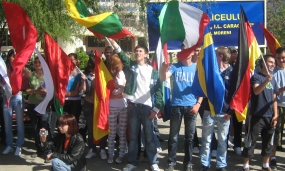 Expoziție de creație-Festivalul Folcloric Moreni